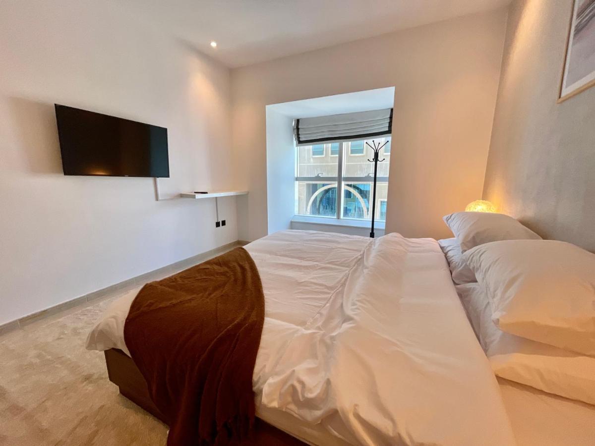 Deluxe 1 Bedroom Apartment - Elite Residence Dubai Marina - Sea View 외부 사진